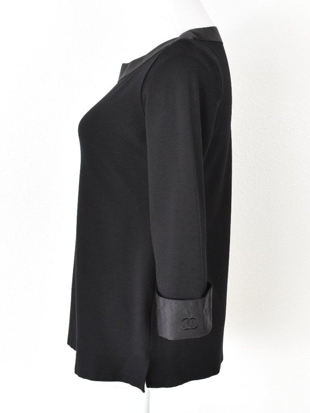 Chanel Logo Property Uniform Top Black - S - Picture 4 of 14